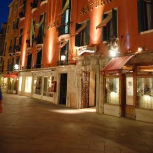 Hotel Saturnia & International Venice 
