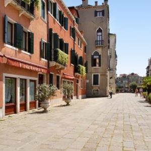 Palazzo del Giglio Venice