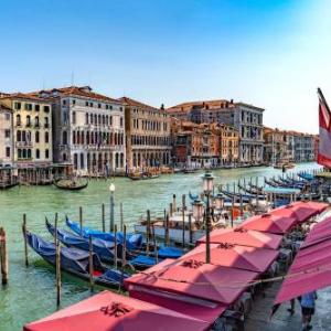 Ca Fornoni Grand Canal Venice 