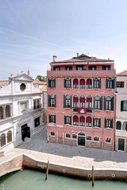 Palazzo Schiavoni - image 1