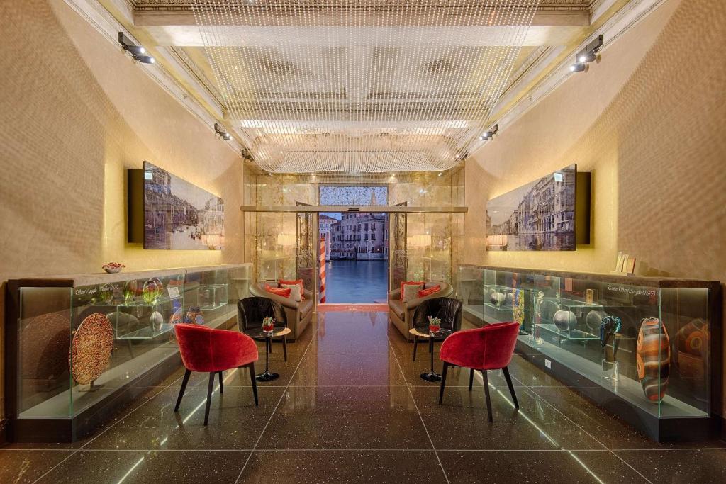 NH Collection Venezia Palazzo Barocci - image 3