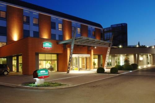 Courtyard by Marriott Venice Airport - image 2