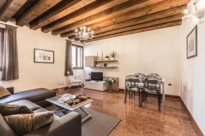 Ca' Del Monastero 3 Collection Apartment for 4 Guests with Lift - image 5
