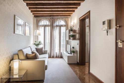 Ca' Del Monastero 5 Collection Cosy Apartment for 4 Guests - main image