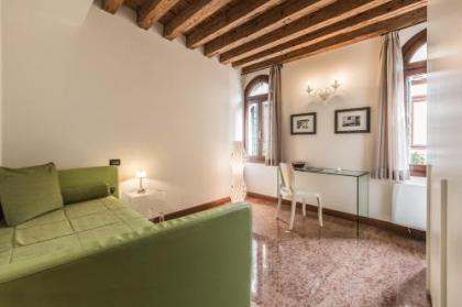 Ca' Del Monastero 5 Collection Cosy Apartment for 4 Guests - image 17