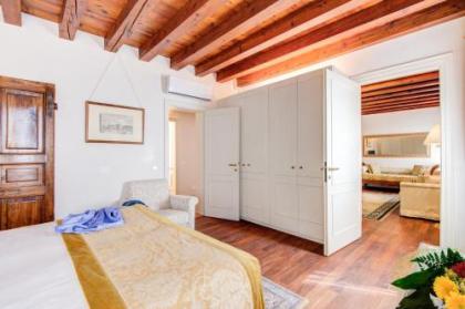 Al Duca di Venezia Apartments - image 20