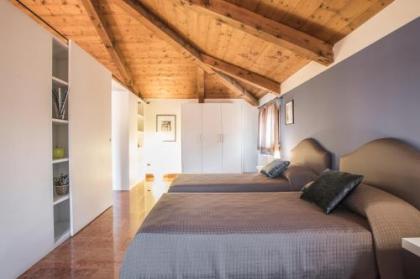 Ca' Del Monastero 9 Collection Spacious Apartment up to 5 Guests - image 16