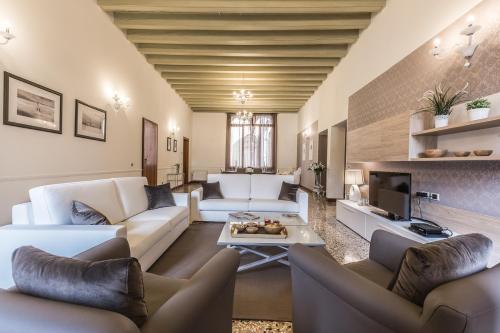 Ca' del Monastero 4 Collection Apartment up to 8 Guests with Lift - main image