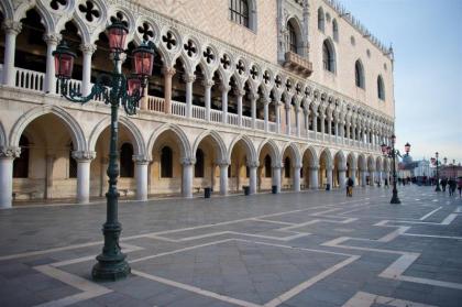 Residenza d'Epoca Albergo Quattro Fontane in Venice