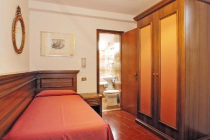 Hotel Fontana - image 18