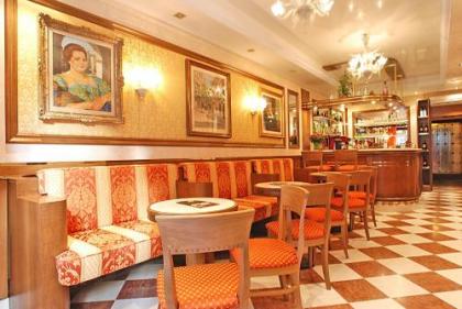 Hotel Fontana - image 19