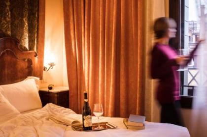 Hotel Flora - By Romanelli Family - image 17