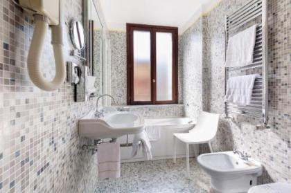 Hotel Liassidi Palace - Small Luxury Hotels of the World - image 20