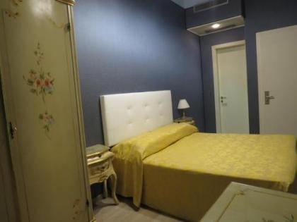 Hotel Bridge - image 12