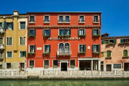 Hotel Gardena - image 1