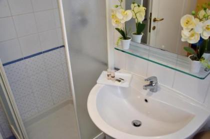 Residenza Favaro - image 10