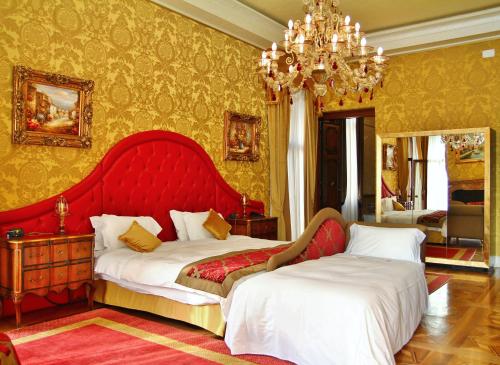 Pesaro Palace - main image