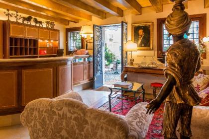 Hotel Santo Stefano - image 2