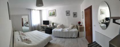 Venice Home - image 25