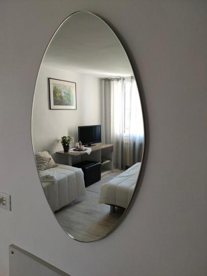 Venice Home - image 26