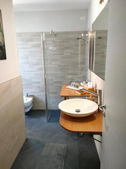 Venice Home - image 28