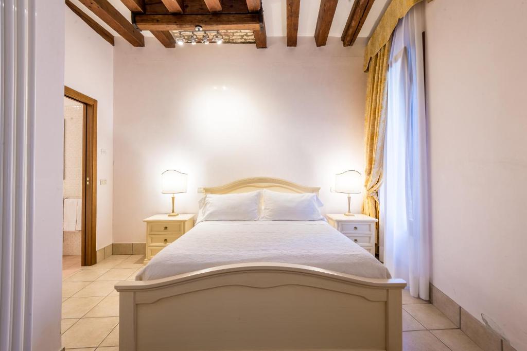 Ca' Cappellis - Luxury B&B and Exclusive Apartments - image 3