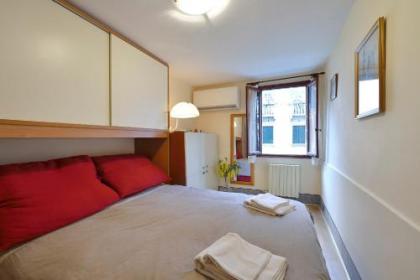 Venezia Apartments - image 13