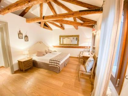 Rigoletto Charm - image 1