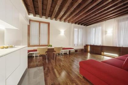 Ca' della Scimmia - Rialto - Venice - image 17
