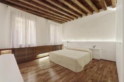 Ca' della Scimmia - Rialto - Venice - image 18