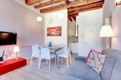 Botteri Palace Apartments by Wonderful Italy - image 17