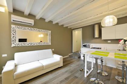 Ca Forner - Cannaregio Apartment by Wonderful Italy - image 12