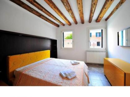 Ca Forner - Cannaregio Apartment by Wonderful Italy - image 5