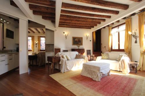 City Apartments Salute-Accademia - image 5