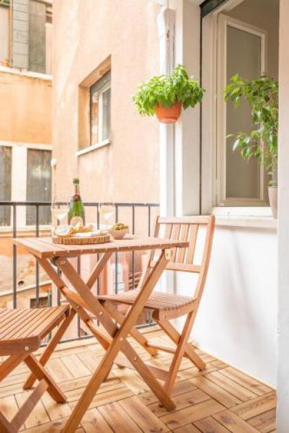Ca del Mar Venice Luxury Apartments - image 11