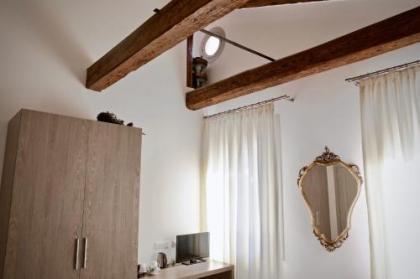 B&B Al Pozzo di Luce - image 19