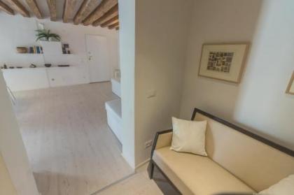 Ve.N.I.Ce. Cera Casa Del Giglio - image 19