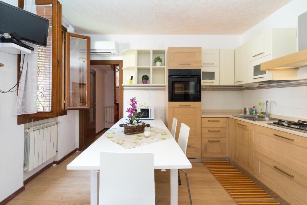 Venice Biennale Garibaldi - image 4