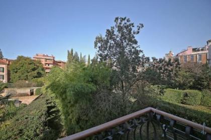Appartamenti inside Palazzo Foscarini - image 17