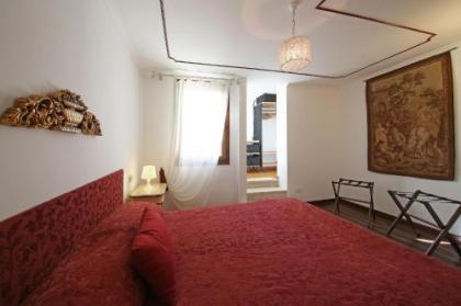 Appartamenti inside Palazzo Foscarini - image 7