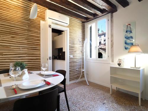 Majestic Rialto House by Wonderful Italy - main image