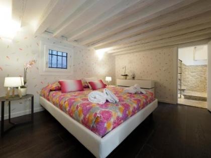 Majestic Rialto House by Wonderful Italy - image 2