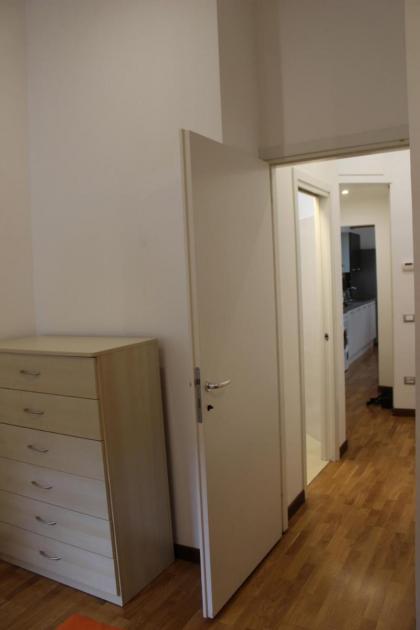 Alessandra House - image 23