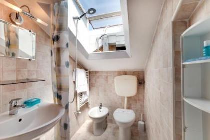 Ca' Badoer Attic - image 18