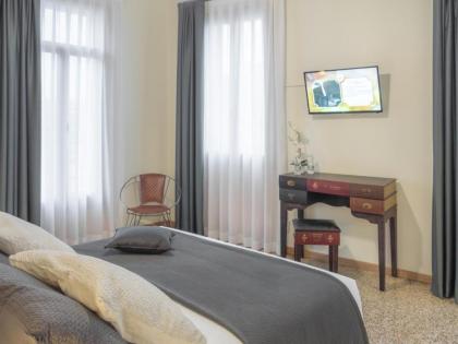 Grand Canal Suite by Wonderful Italy - image 19