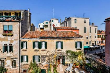 Ca' Dell'Abate Terrace - image 9