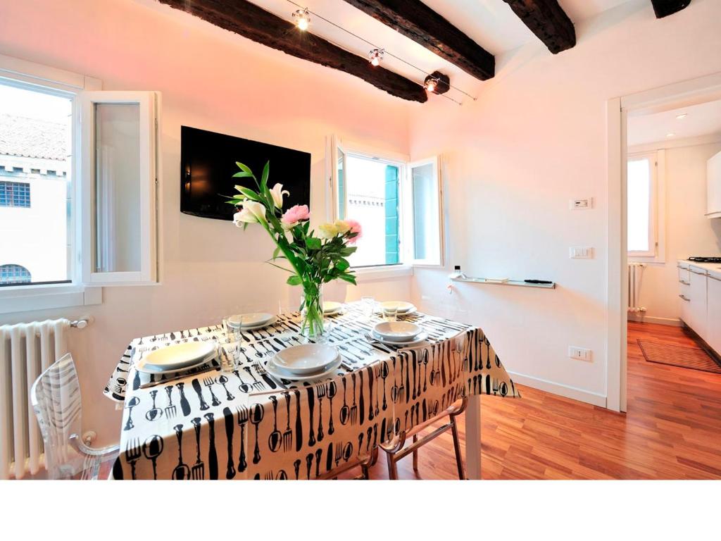 Vivaldi room - Biennale by Wonderful Italy - main image