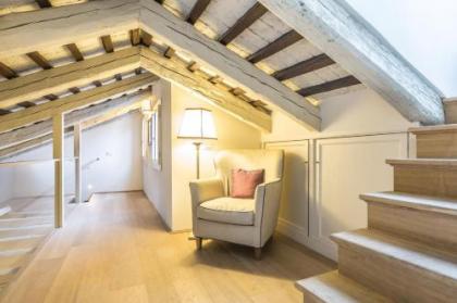 Ca' Del Teatro Terrace - image 16