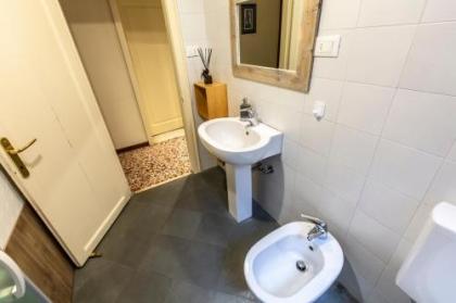 Riva De Biasio Charming Apartment - image 10