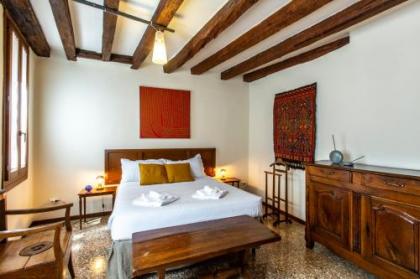 Riva De Biasio Charming Apartment - image 7